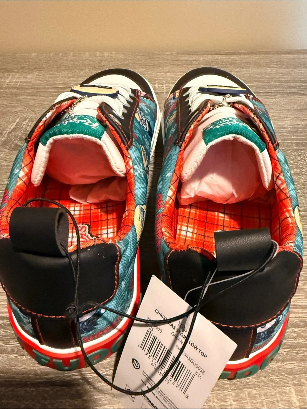 Men’s A Christmas Story Low Top Sneakers size 10.5